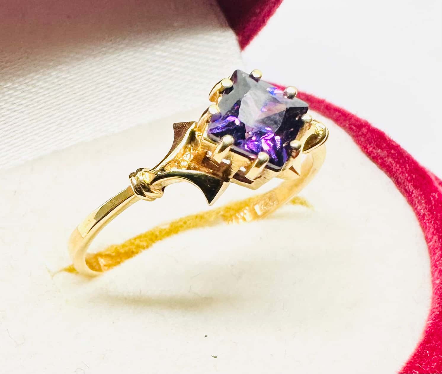 ANILLO ORO 18K