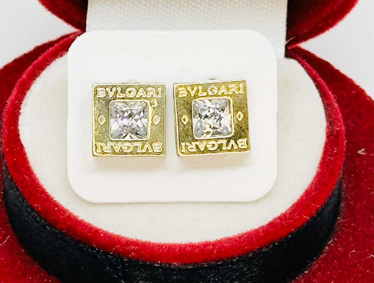 AROS MEDIANO BULGARI CUADRADO PLATA Y ORO 0.8cm x 0.8cm
